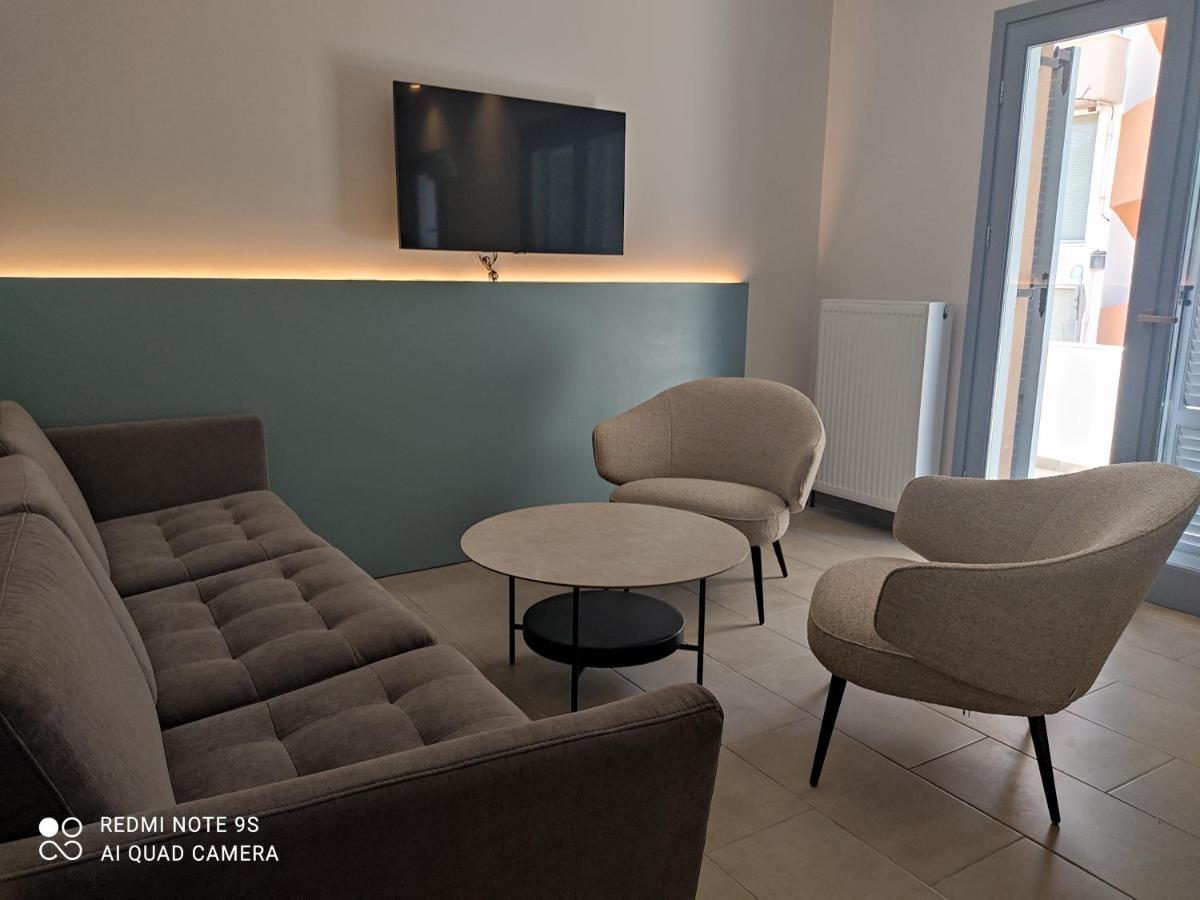 Blue Rose Luxury And Comfort Apartment At The Centre Of Prévéza Extérieur photo